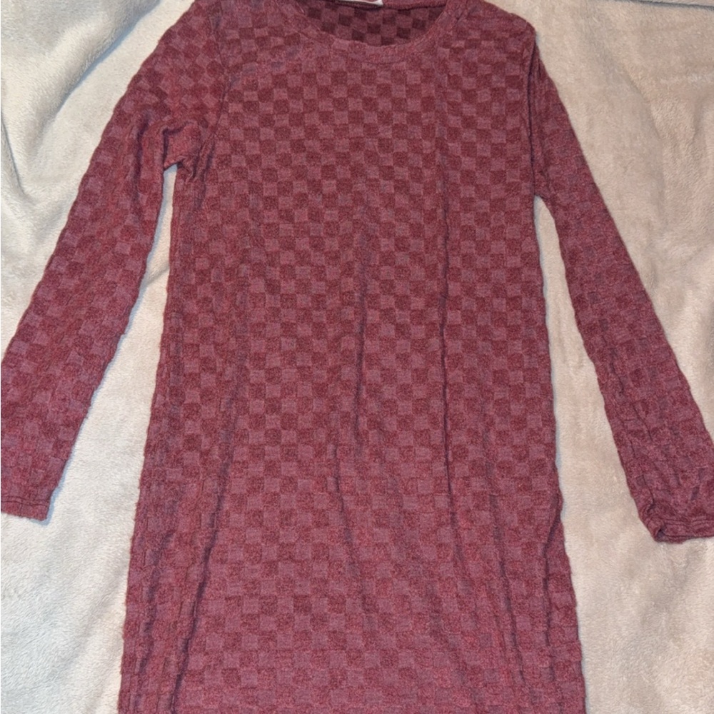 Hello MIZ Checkered Long Sleeve Dress in Burgundy